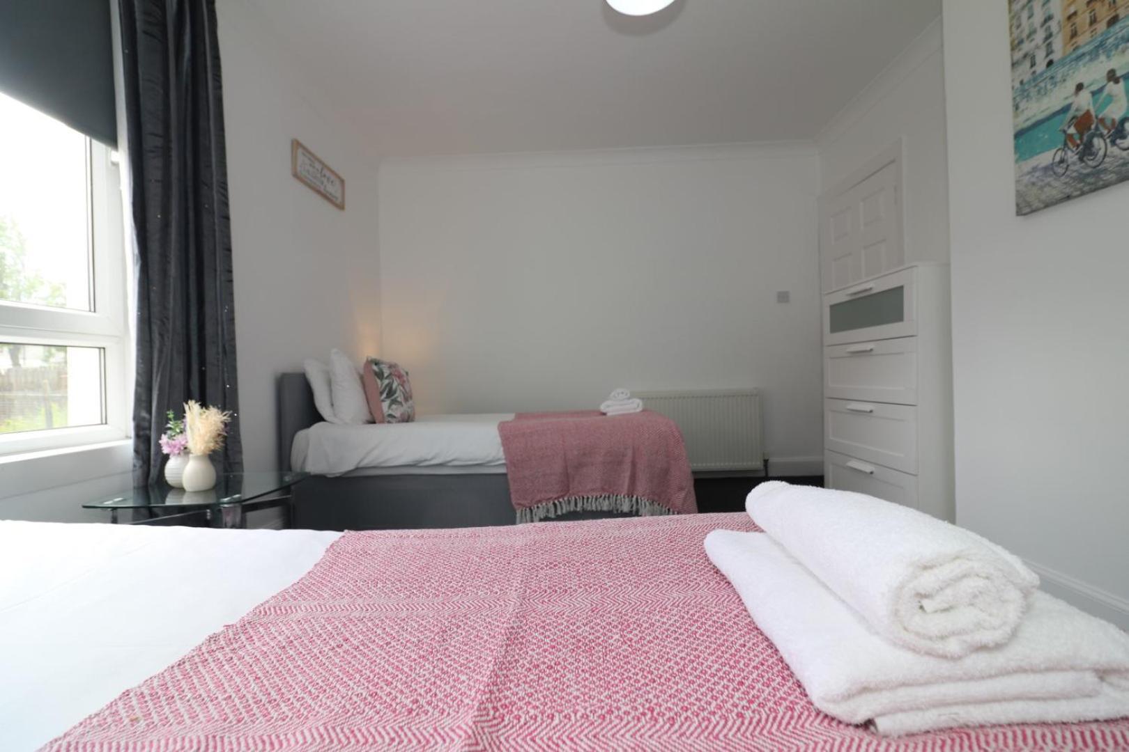 Signature - Gartlea House Διαμέρισμα Airdrie Εξωτερικό φωτογραφία
